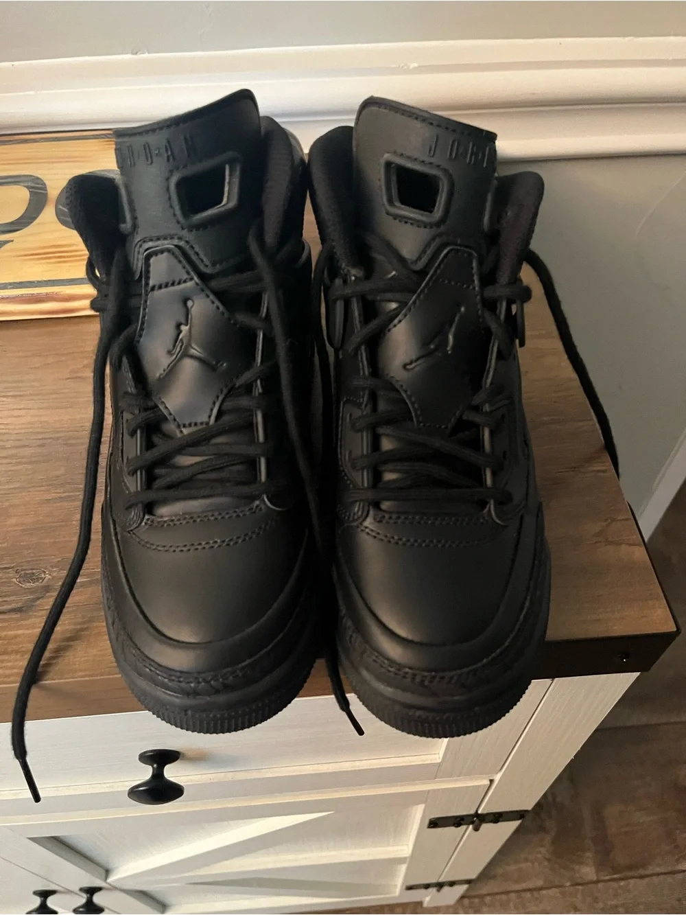 Jordan Boys' High-Top Sneakers Black